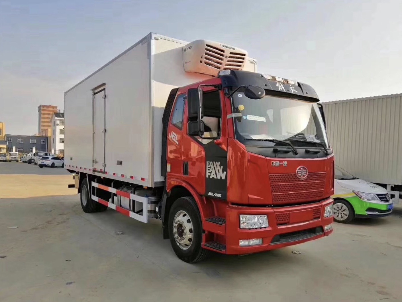 解放J6冷藏车