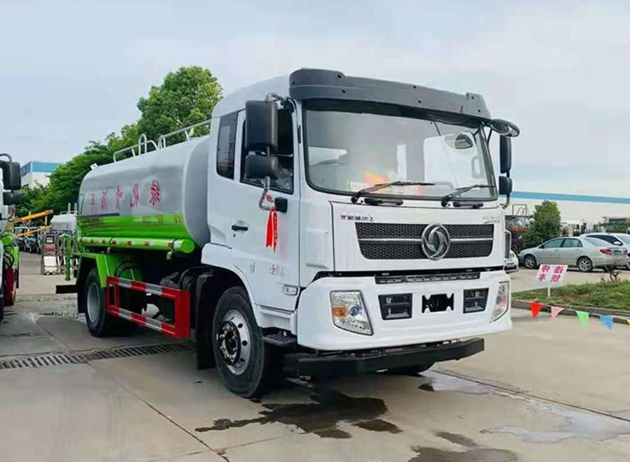东风福瑞卡F9绿化喷洒车