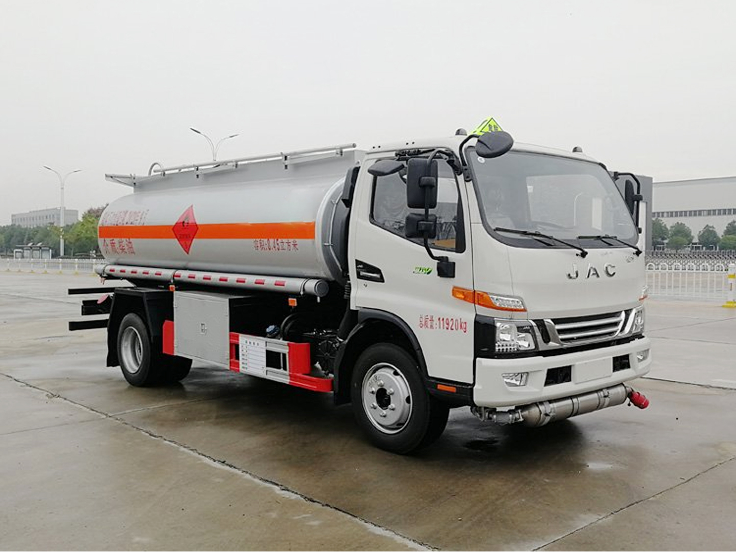 江淮骏铃V7加油车