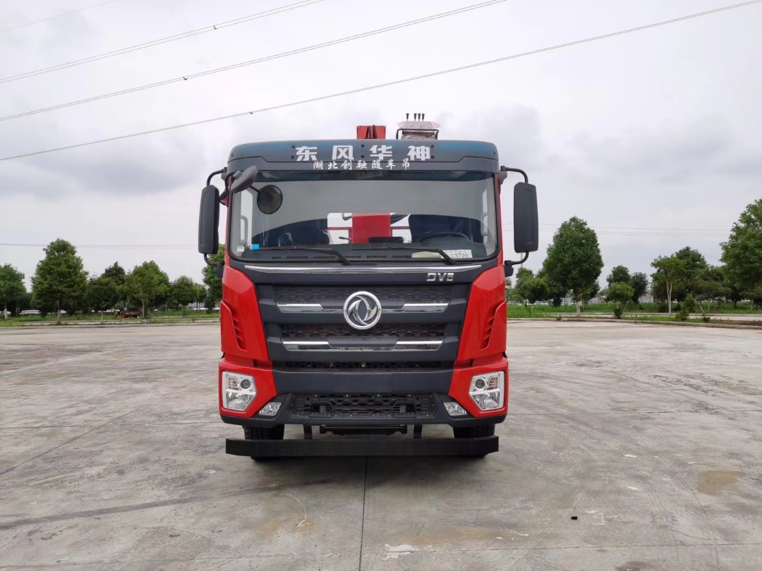 东风新一代T712随车吊