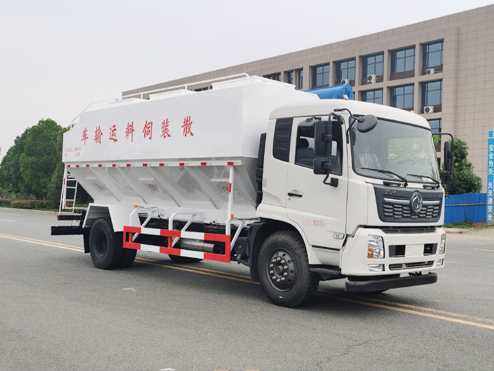 东风天锦散装饲料运输车