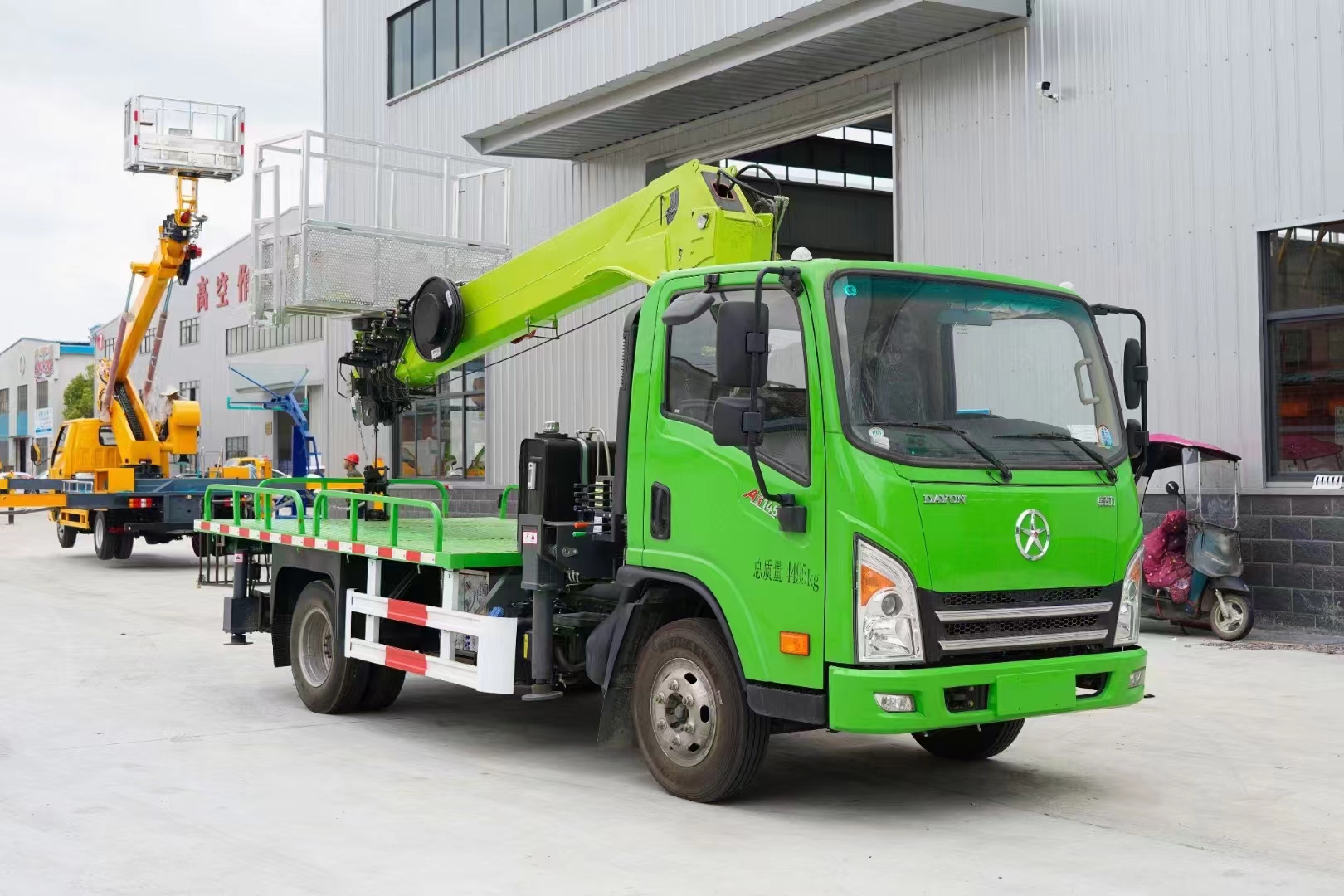 大运20米多功能蓝牌高空作业车