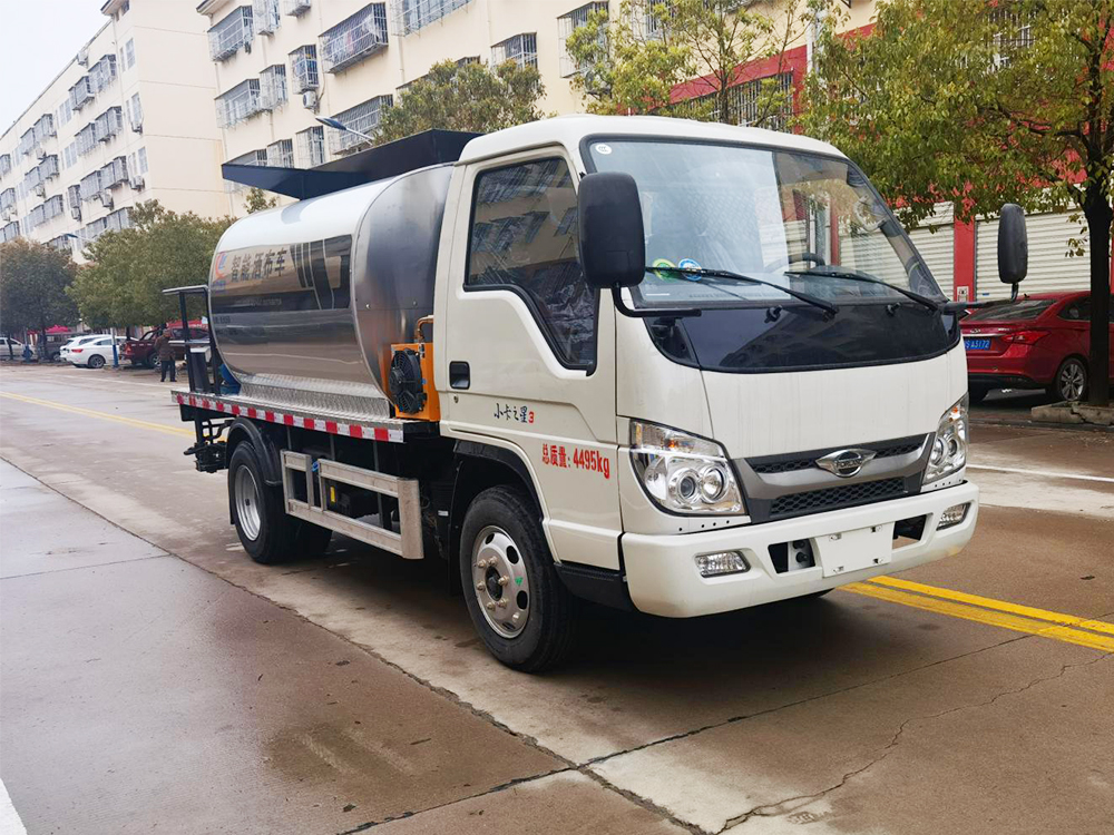 福田小卡蓝牌3方沥青洒布车